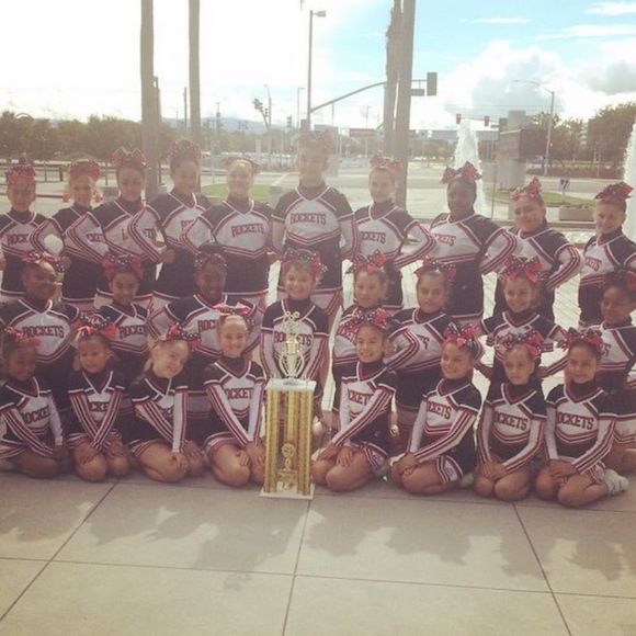 Meet your Posher, Bell - Picture 1 of 1